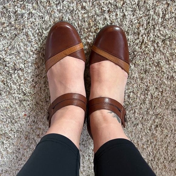 Clarks Valarie Rally Ultimate Comfort Mary Jane Heeled Sandal Size 10 - Picture 4 of 9